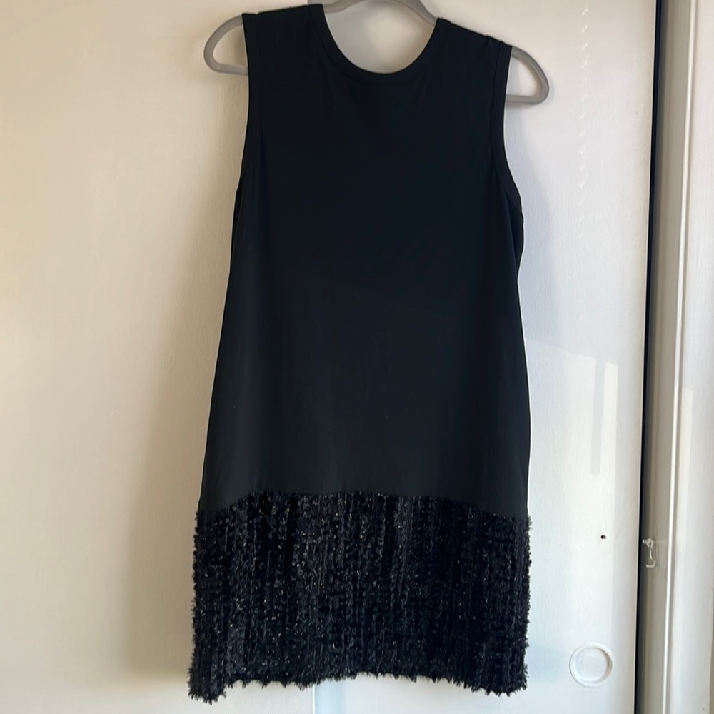 Vera Wang Crew neck black dress